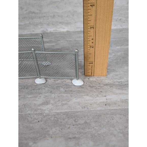 Dept 56 Christmas Villages Chain Link Fence with Gate - Picture 3 of 7